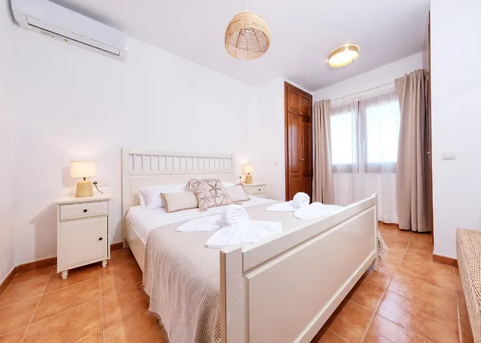 Lanzarote Paradise - Private Pool, Air-con And Bbq By Lanzarote * Πλάγια Μπλάνκα